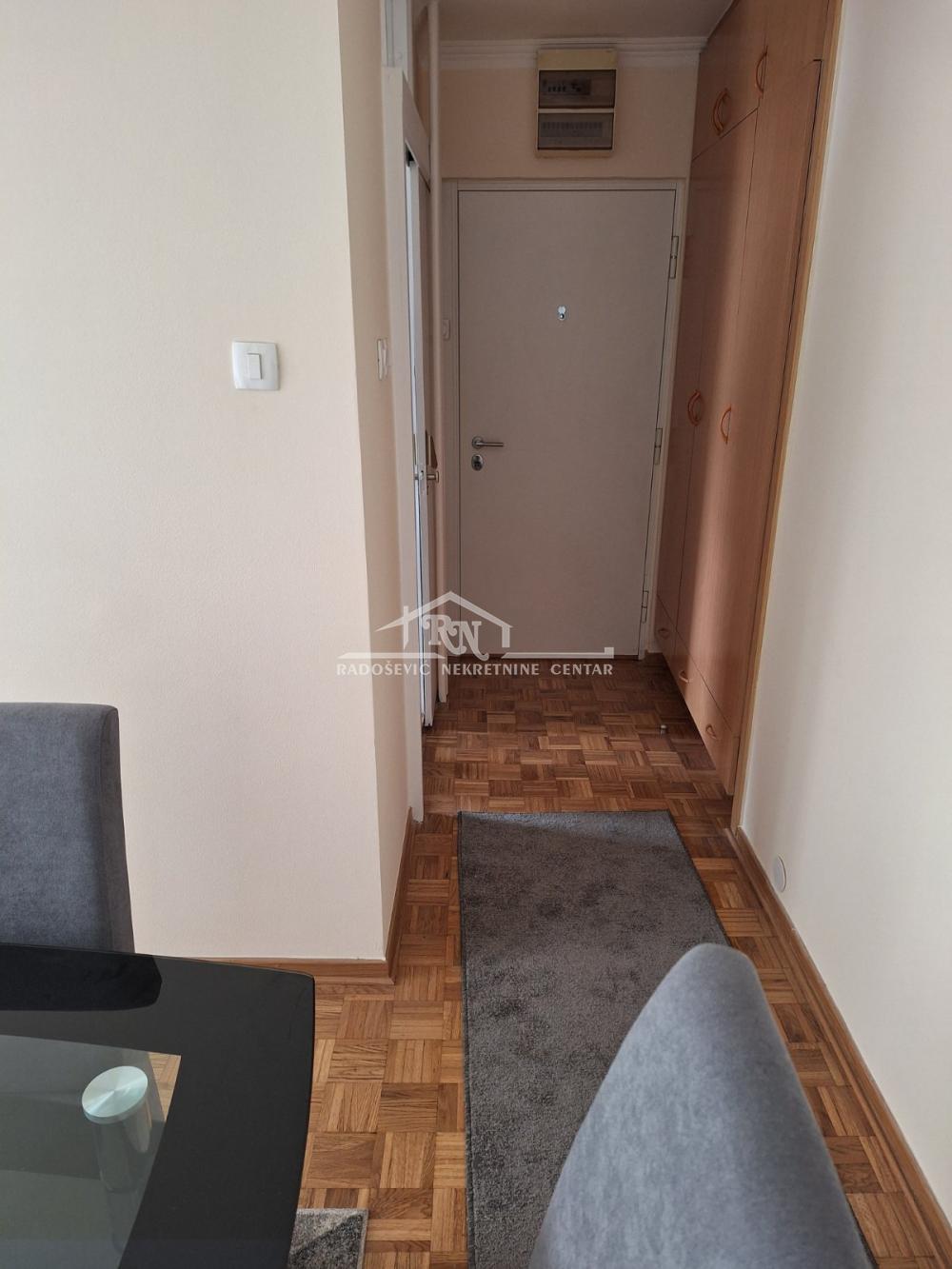 Slika 2 - Bulevar Zorana Đinđića, Trosoban stan za izdavanje, 73m2, 750€