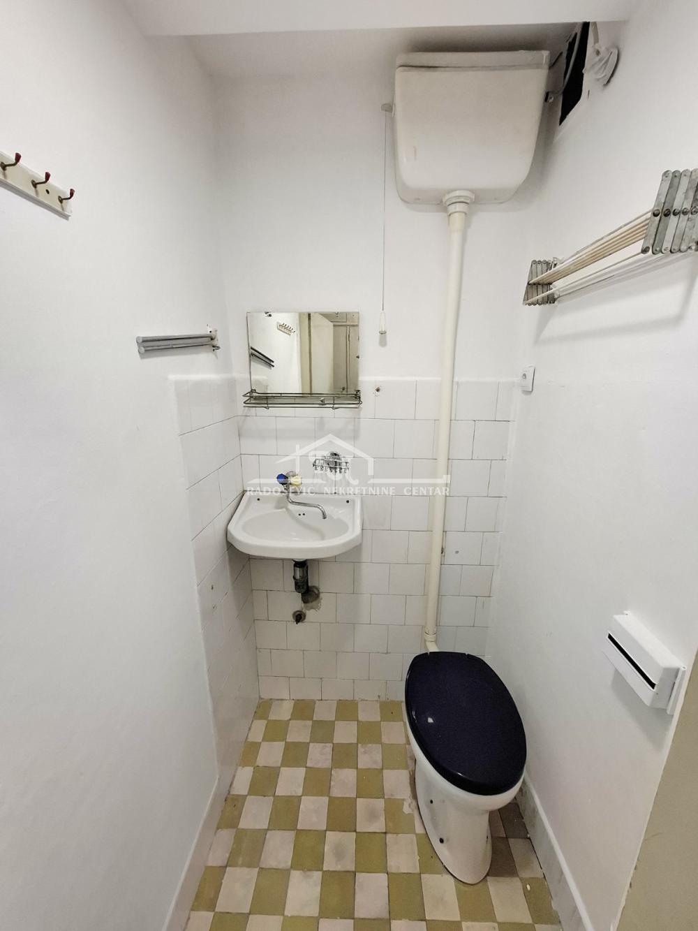 Slika 11 - 27. marta, Dvoiposoban stan na prodaju, 57m2, 250.000€