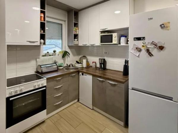 Slika 2 - Dvoiposoban stan na prodaju, 60m2, 133.900€