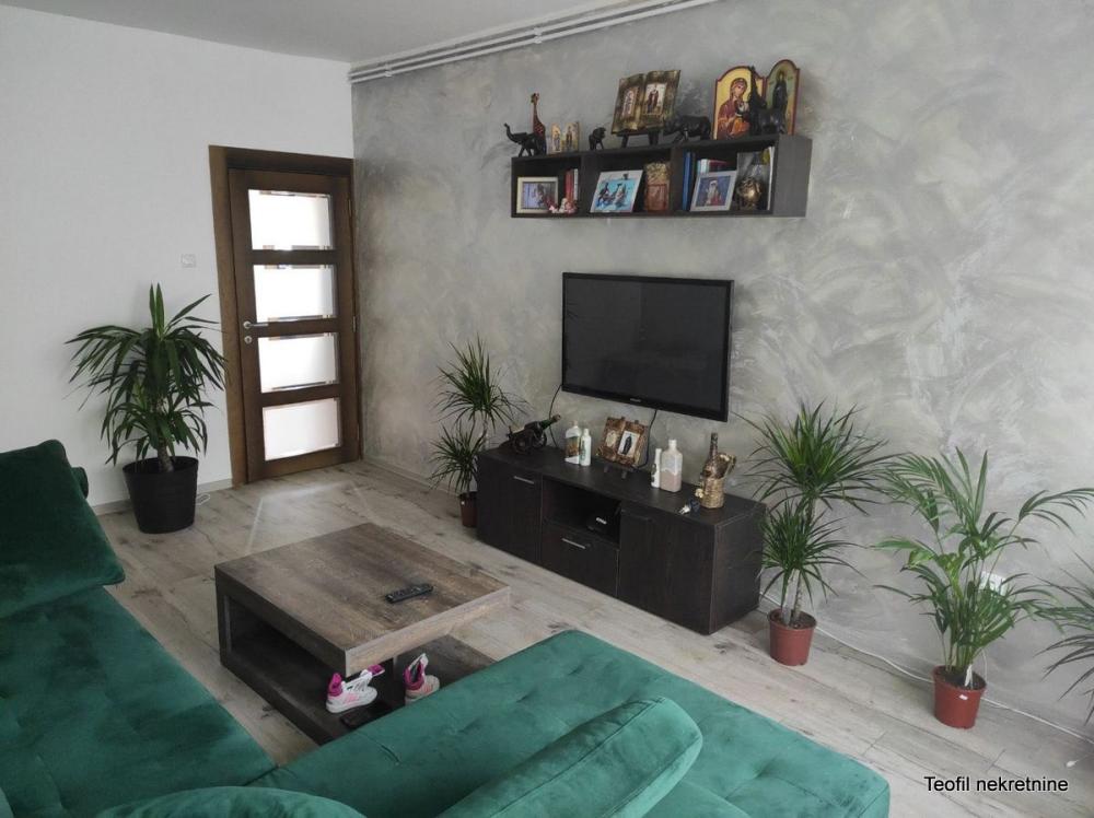 Slika 1 - Mladena Stojanovića, Kuća na prodaju, 148m2, 132.000€