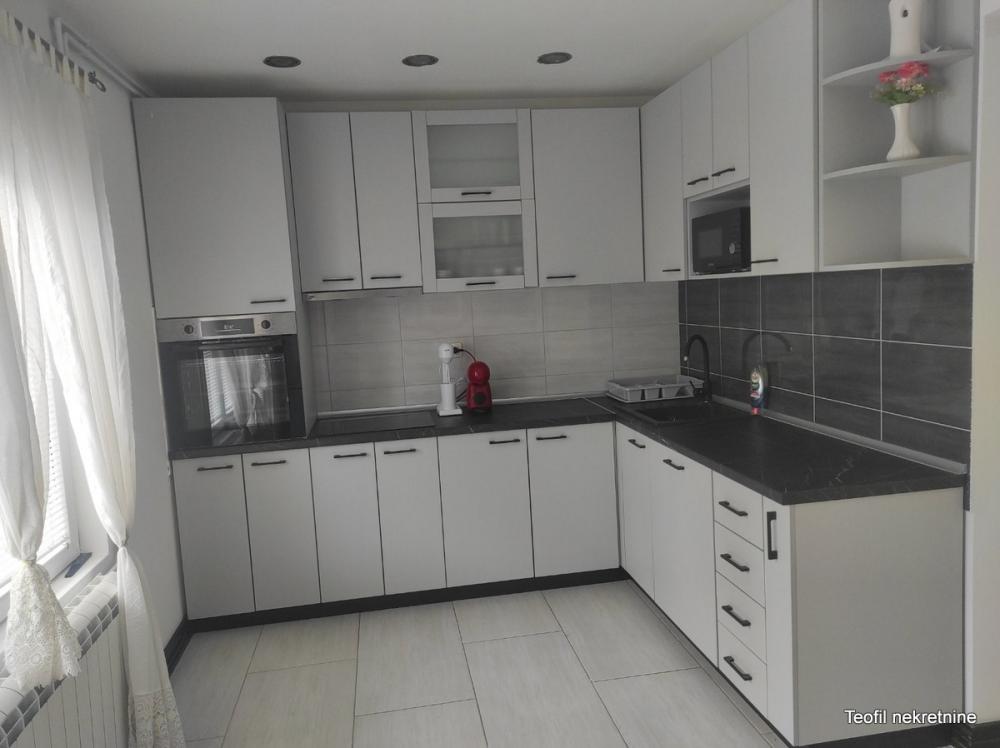 Slika 5 - Mladena Stojanovića, Kuća na prodaju, 148m2, 132.000€