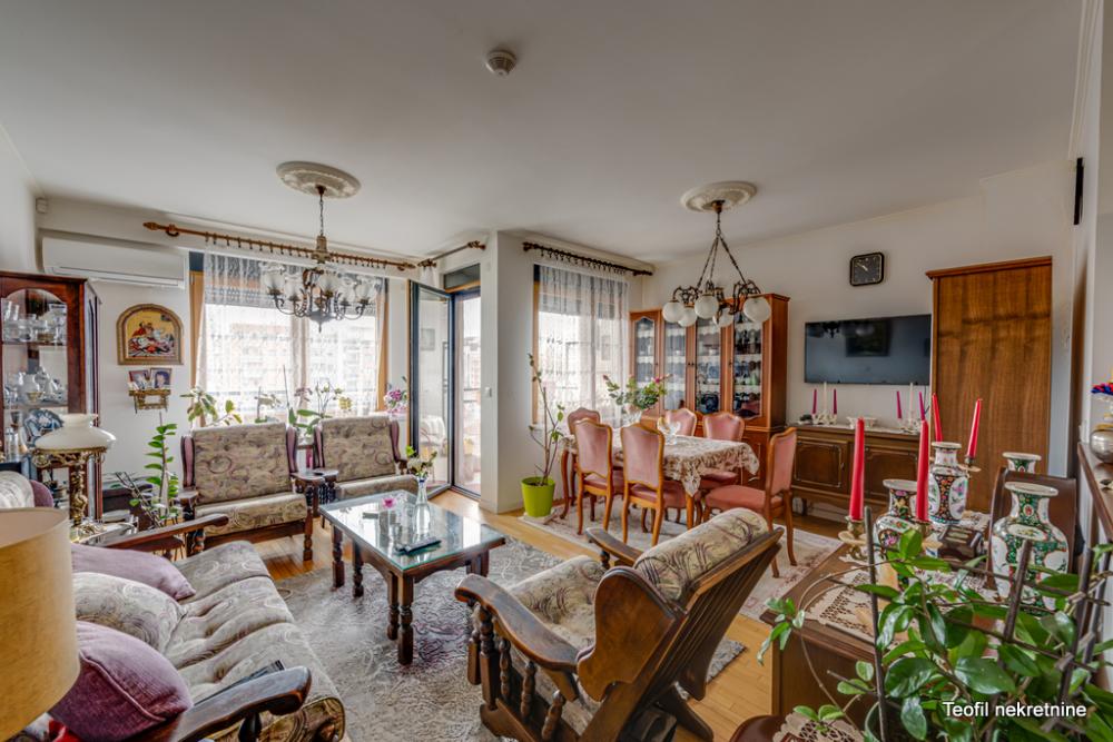 Slika 1 - Petra Kočića, Troiposoban stan na prodaju, 81m2, 299.900€