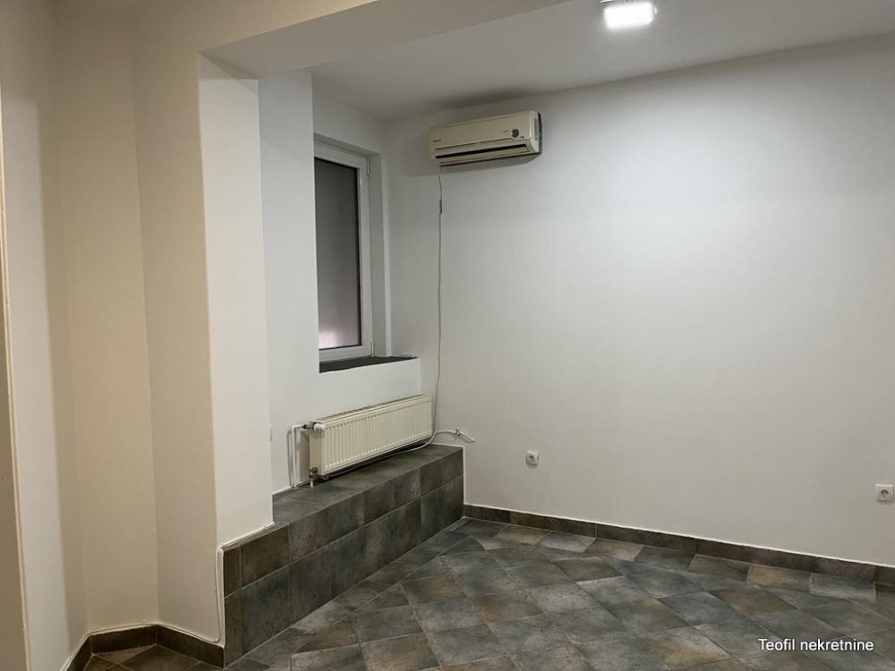 Slika 5 - Blizina Kalemegdana,  Lokal za izdavanje, 88m2, 1.000€