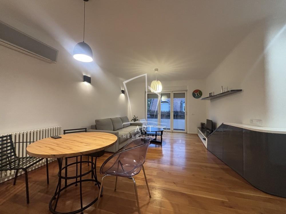 Glavna slika -Molerova, Trosoban stan za izdavanje, 67m2, 870€