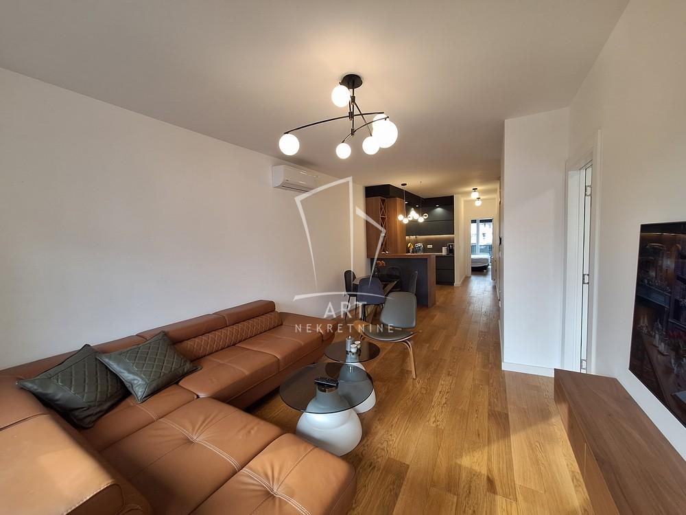 Slika 1 - Mihaila Gavrilovića, Trosoban stan na prodaju, 63m2, 290.000€