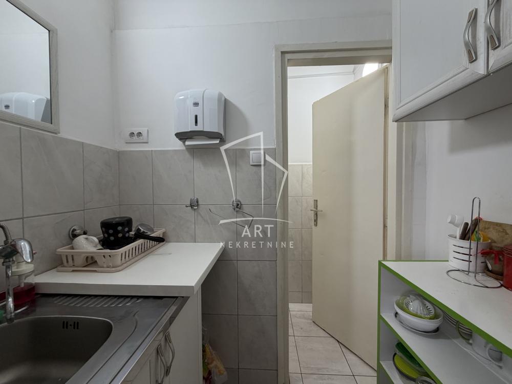 Slika 5 - Bačvanska,  Lokal na prodaju, 50m2, 163.900€