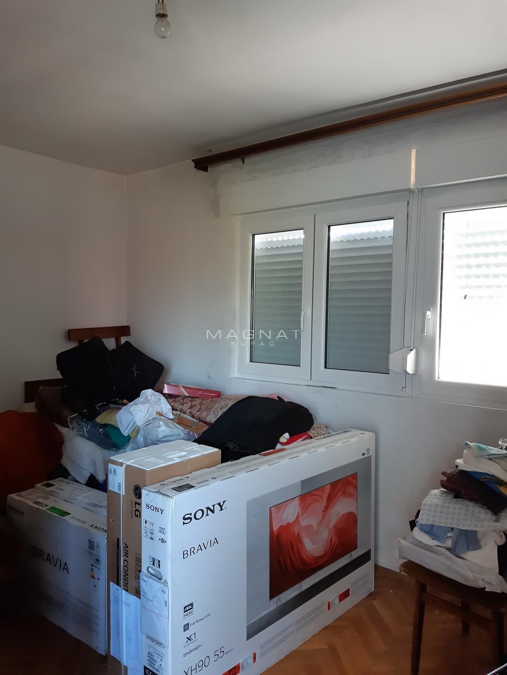 Slika 7 - Milovana Jankovića, Kuća na prodaju, 230m2, 330.000€