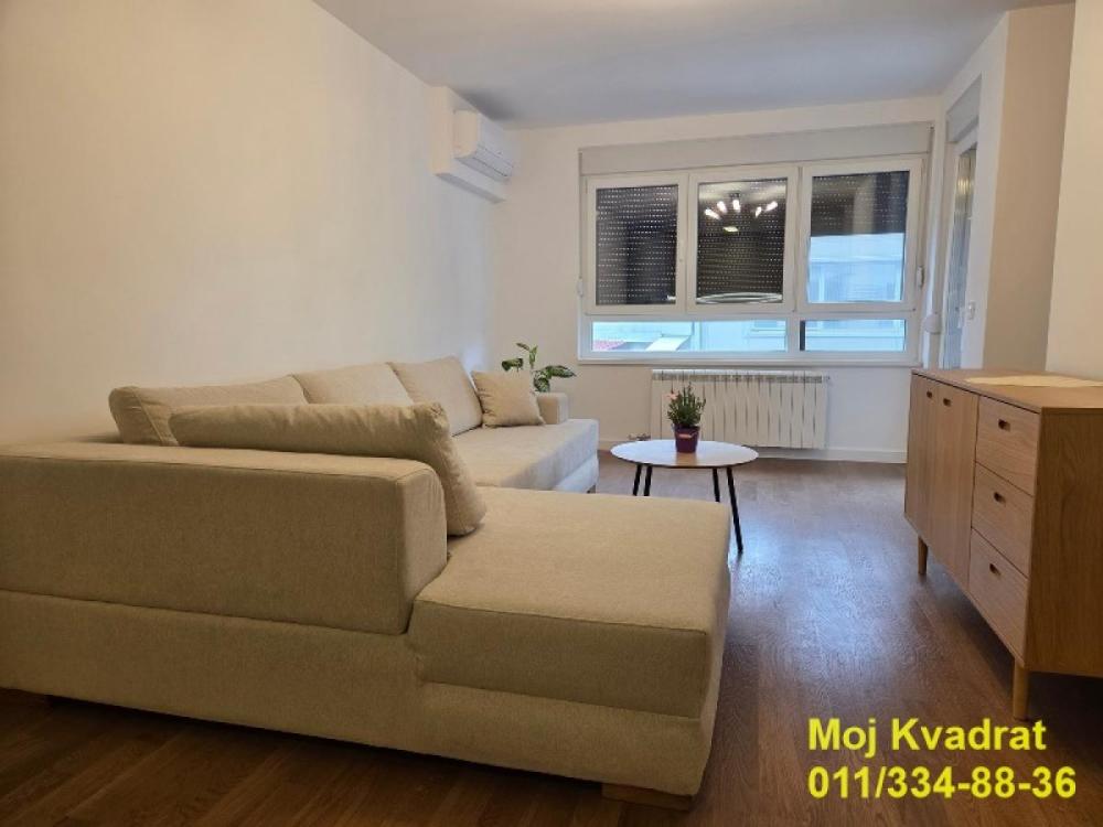 Slika 1 - Dvosoban stan za izdavanje, 66m2, 800€
