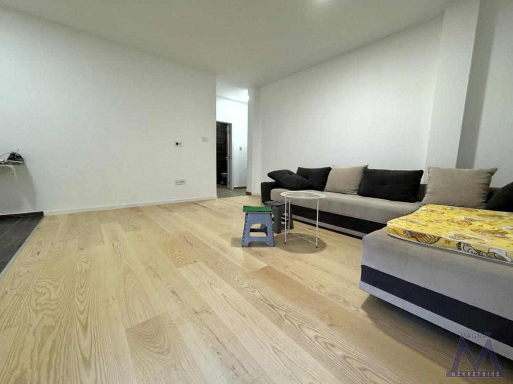 Slika 1 - Dvoiposoban stan na prodaju, 60m2, 185.400€