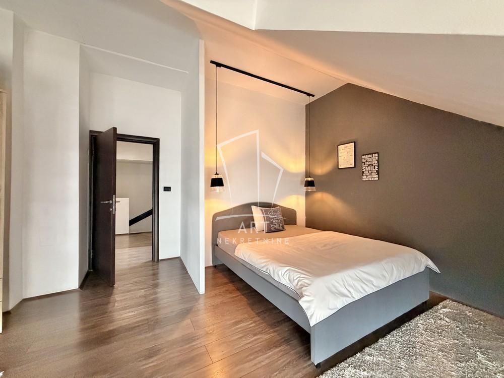 Slika 3 - Jablanička,  Kuća na prodaju, 234m2, 1.290.000€