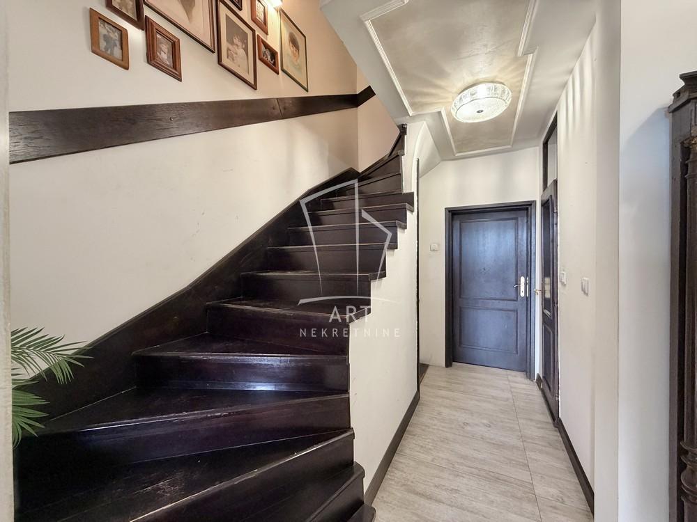 Slika 8 - Jablanička,  Kuća na prodaju, 234m2, 1.290.000€