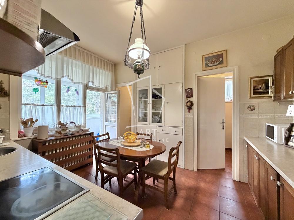 Slika 6 - Mihaila Avramovića, Petoiposoban stan na prodaju, 214m2, 1.380.000€