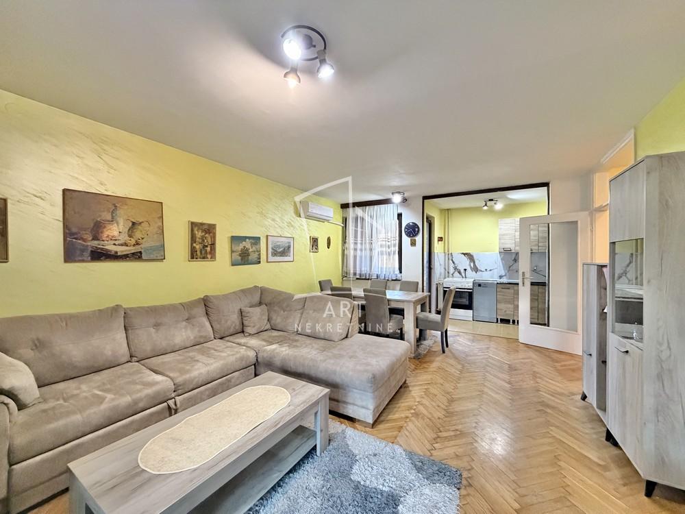 Slika 3 - Nikolaja Gogolja, Dvoiposoban stan na prodaju, 72m2, 210.000€