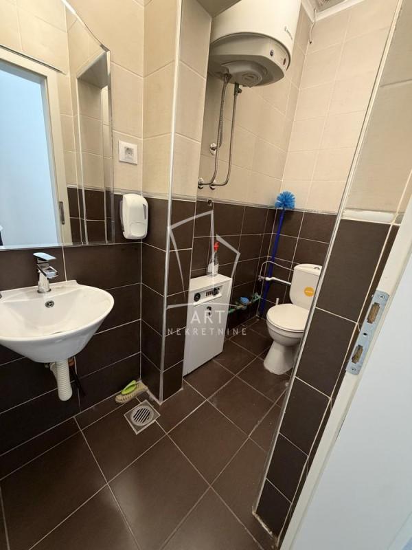 Slika 4 - Braće Jerković,  Lokal za izdavanje, 49m2, 750€