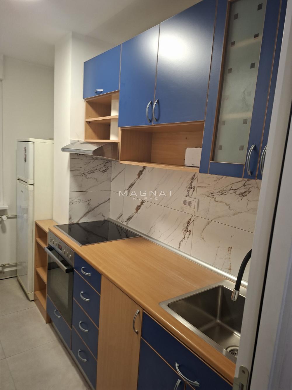 Slika 1 - Lazarevački drum, Jednoiposoban stan na prodaju, 45m2, 180.000€