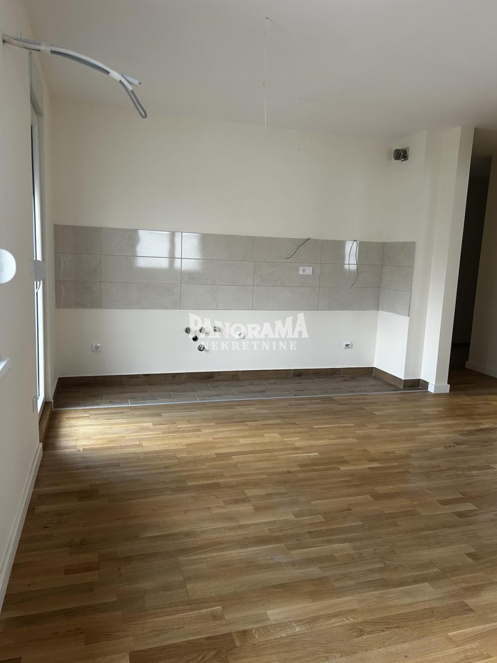 Slika 2 - Srđana Kneževića, Trosoban stan na prodaju, 60m2, 147.000€