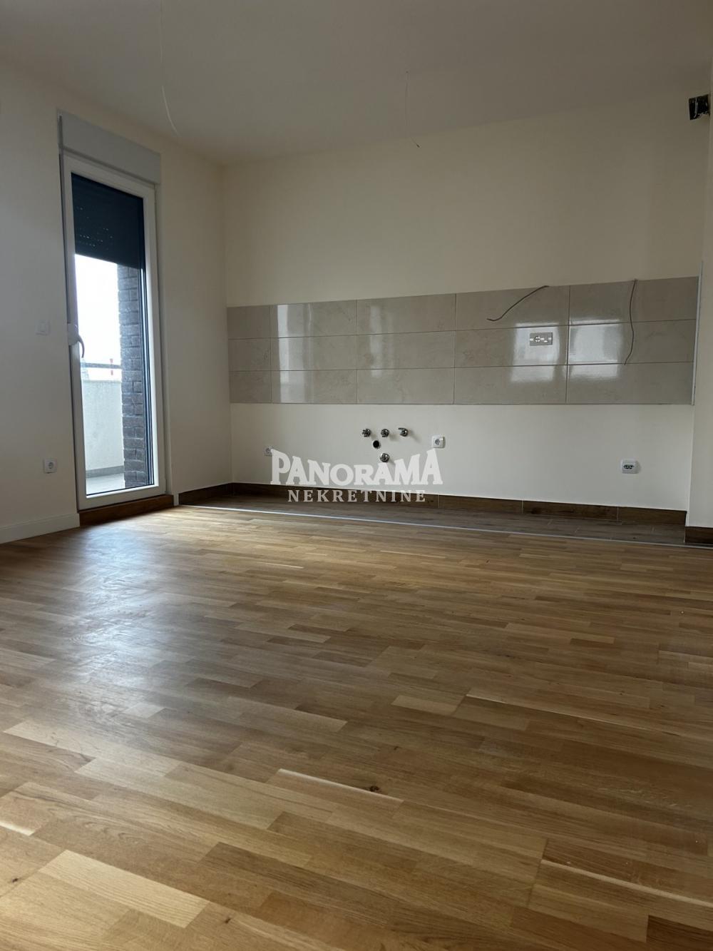 Slika 3 - Srđana Kneževića, Trosoban stan na prodaju, 60m2, 147.000€