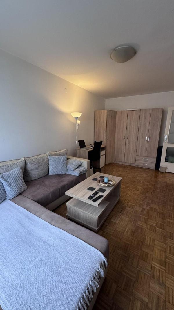 Slika 2 - Dušana Vukasovića, Dvosoban stan za izdavanje, 50m2, 550€