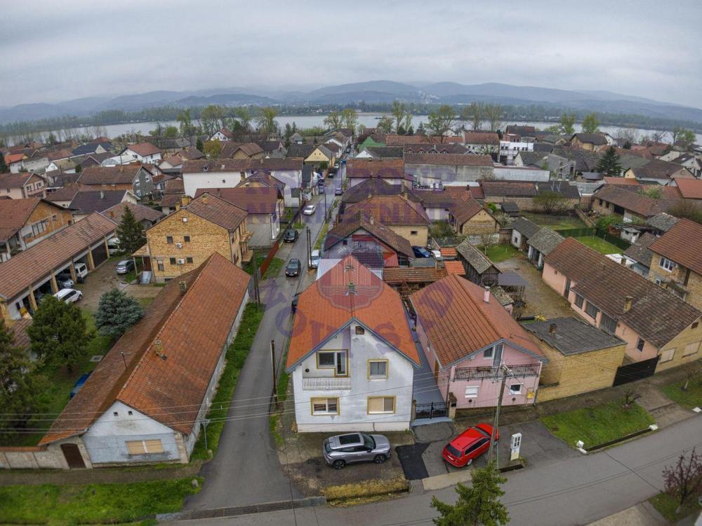 Glavna slika - Kuća na prodaju, 167m2, 222.790€