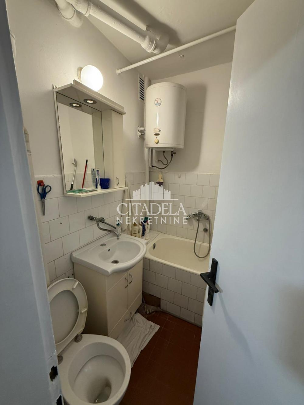 Slika 8 - Triše Kaclerovića, Trosoban stan na prodaju, 71m2, 270.000€