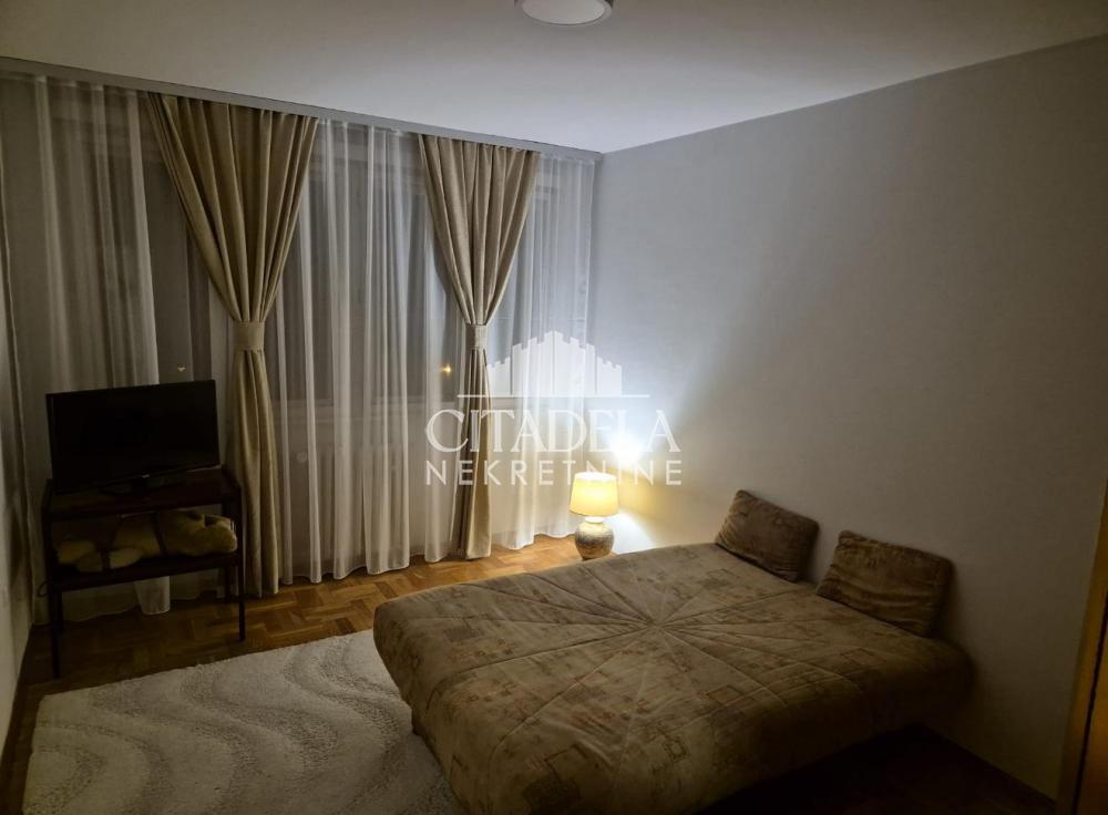 Slika 3 - Triše Kaclerovića, Trosoban stan na prodaju, 71m2, 270.000€