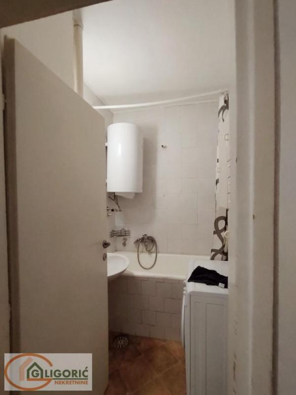 Slika 10 - Nehruova, Trosoban stan na prodaju, 94m2, 340.000€