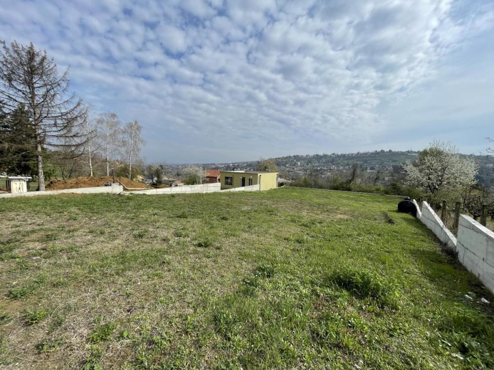 Slika 1 -  Plac na prodaju, Sremska Kamenica, , 150.000€