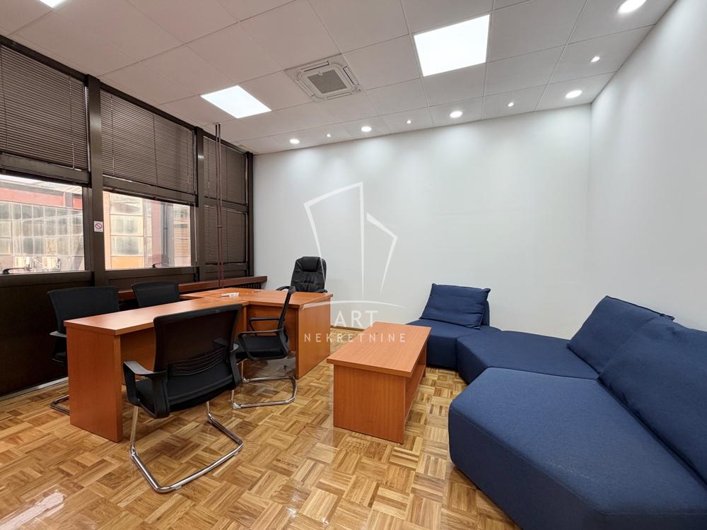 Slika 11 - Palmira Toljatija,  Lokal za izdavanje, 187m2, 2.800€