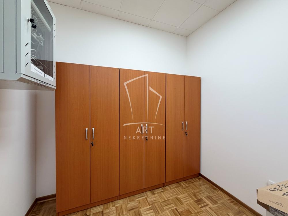 Slika 2 - Palmira Toljatija,  Lokal za izdavanje, 187m2, 2.800€