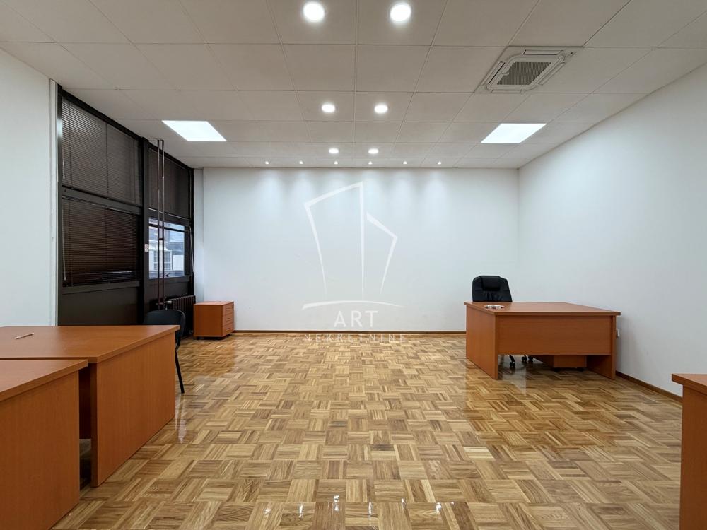 Slika 3 - Palmira Toljatija,  Lokal za izdavanje, 187m2, 2.800€