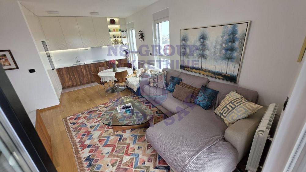 Slika 1 - Četvorosoban stan na prodaju, 84m2, 288.570€