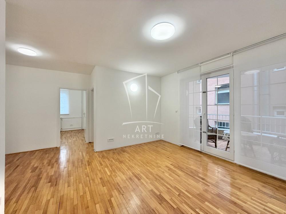 Slika 2 - Bilećka, Trosoban stan za izdavanje, 87m2, 800€