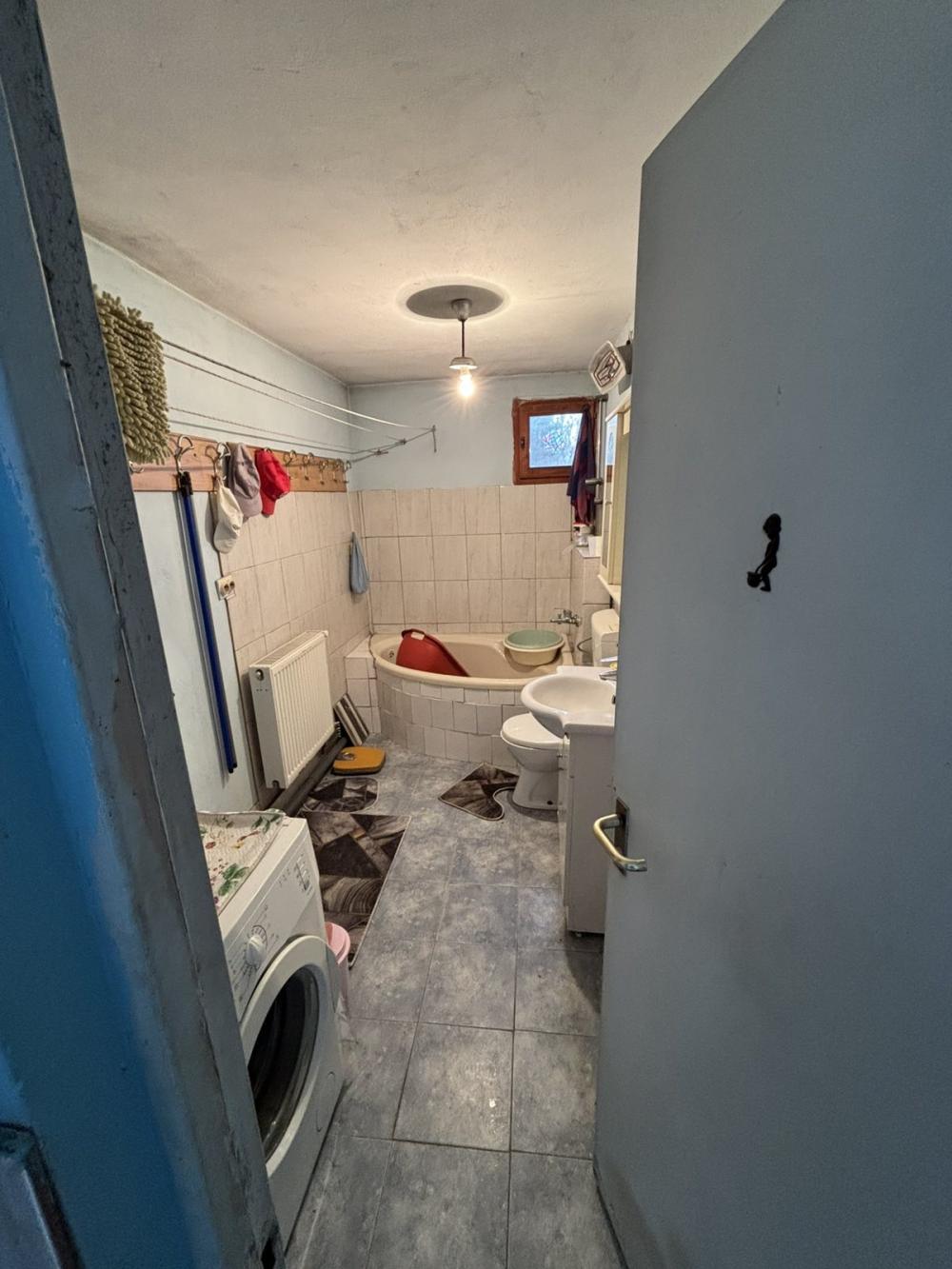 Slika 10 - Žarka Samardžića, Kuća na prodaju, 150m2, 420.000€