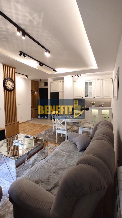 Glavna slika -Dvosoban stan za izdavanje, 50m2, 850€