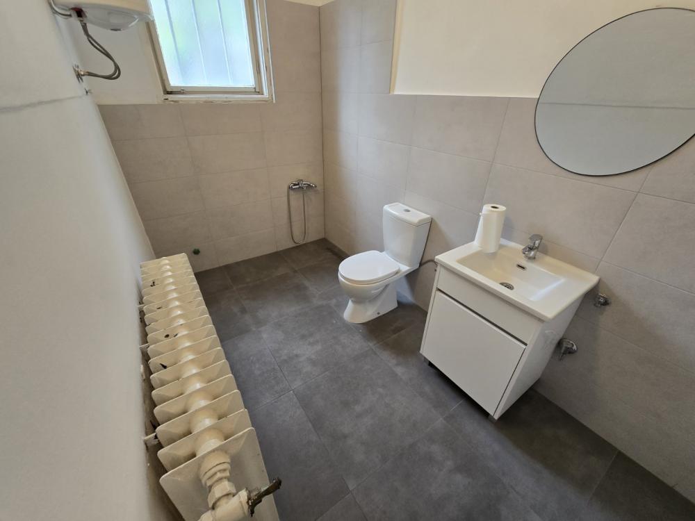 Slika 7 - Stojana Novakovića, Četvorosoban stan za izdavanje, 100m2, 950€