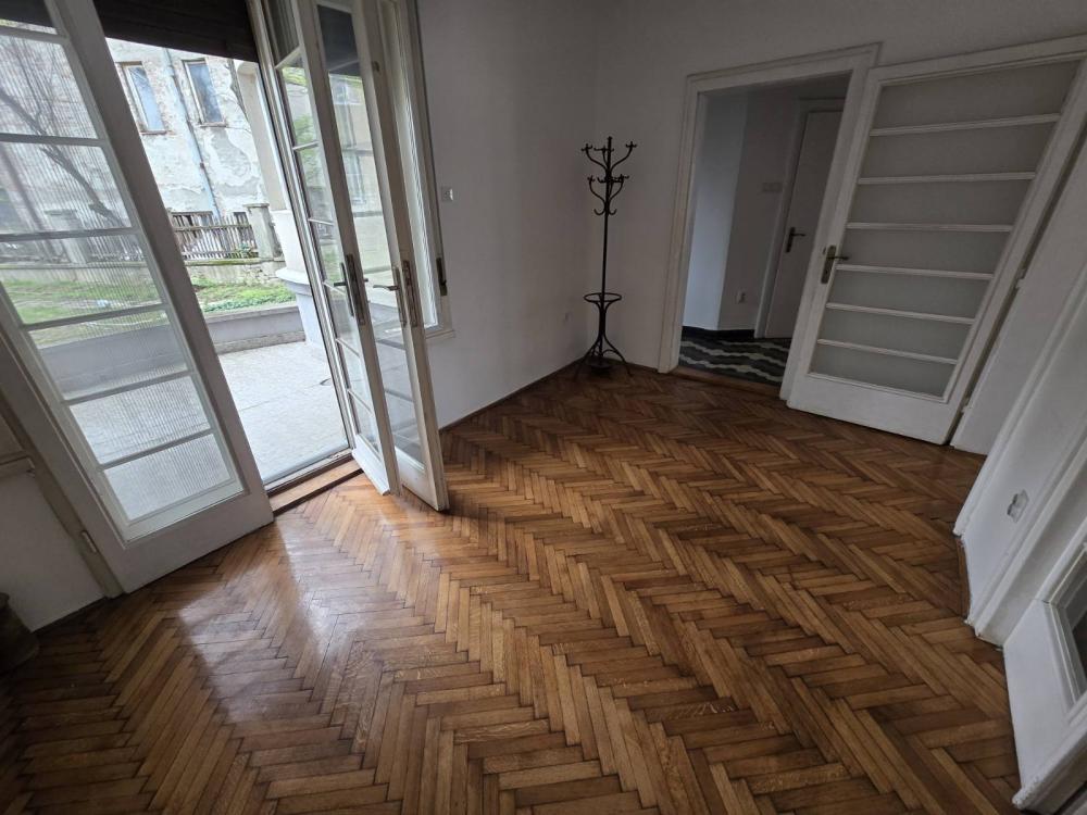Slika 5 - Stojana Novakovića, Četvorosoban stan za izdavanje, 100m2, 950€