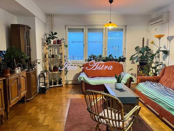 Slika 3 - Dimitrija Tucovića, Trosoban stan za izdavanje, 70m2, 600€