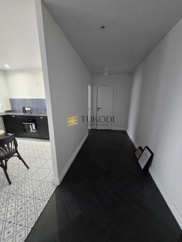 Slika 2 - Dvoiposoban stan na prodaju, 68m2, 195.000€