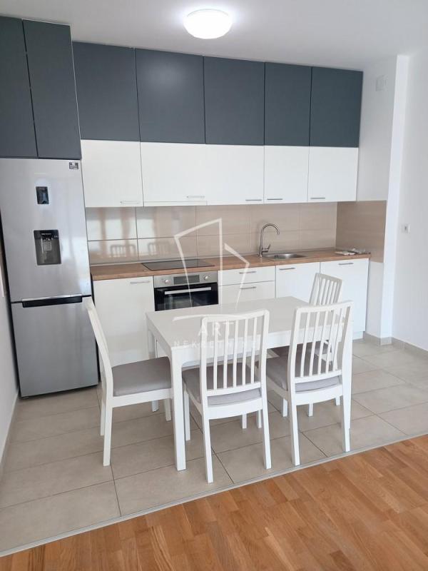 Slika 1 - Jurija Gagarina, Dvosoban stan za izdavanje, 70m2, 800€