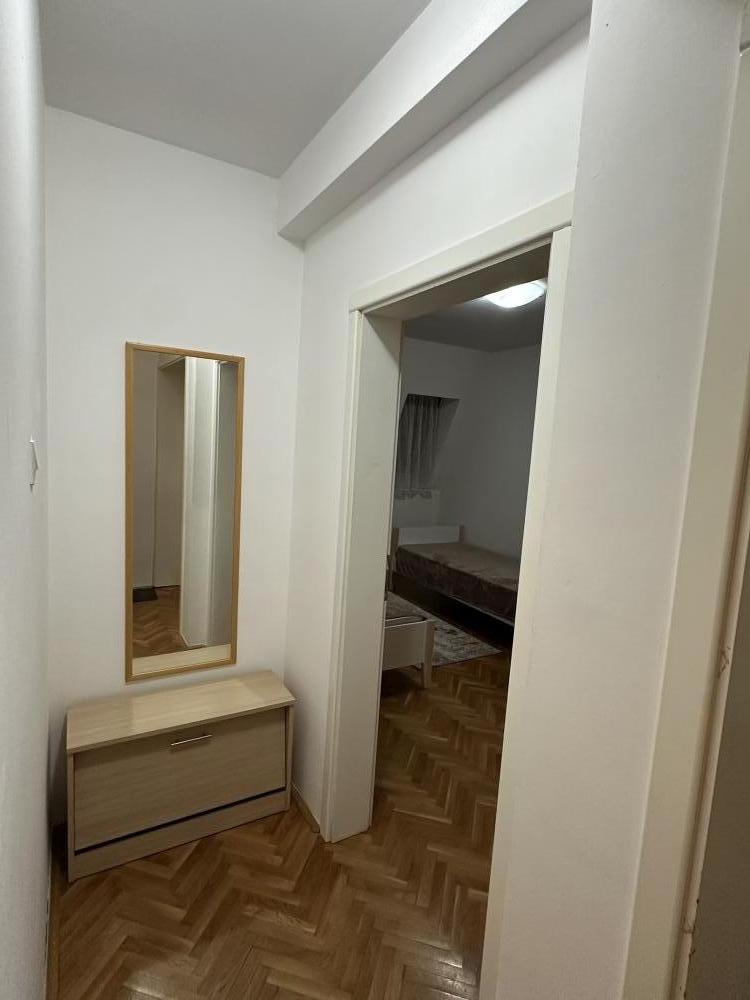 Slika 4 - Jovana Subotića 4, Dvosoban stan za izdavanje, 55m2, 400€