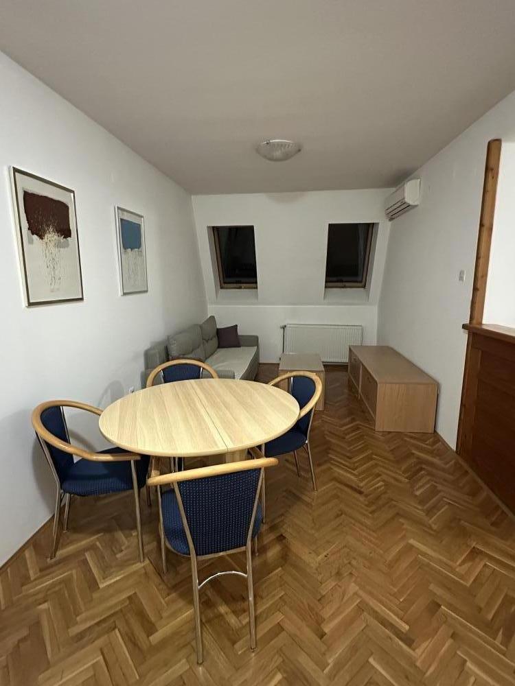 Glavna slika -Jovana Subotića 4, Dvosoban stan za izdavanje, 55m2, 400€