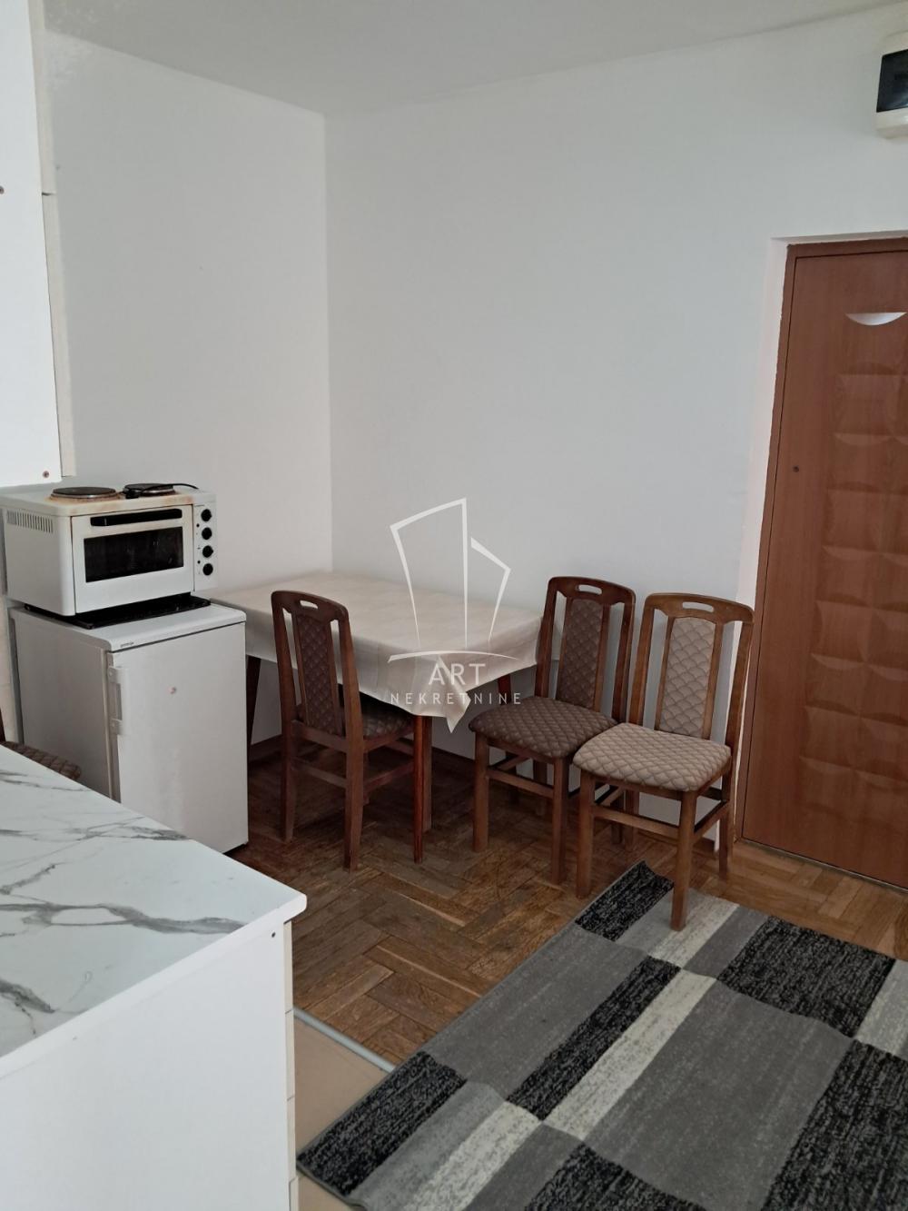 Slika 4 - Mirijevsko Brdo, Jednoiposoban stan za izdavanje, 37m2, 350€