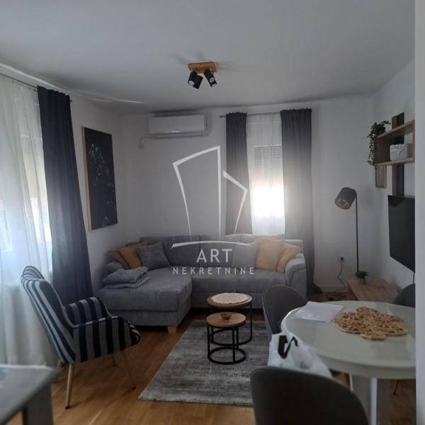 Slika 1 - Isidore Sekulić, Jednoiposoban stan za izdavanje, 44m2, 550€