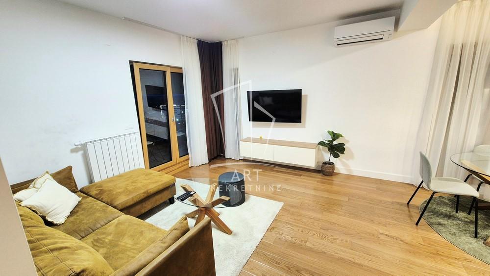 Slika 1 - Diljska, Trosoban stan za izdavanje, 69m2, 1.000€