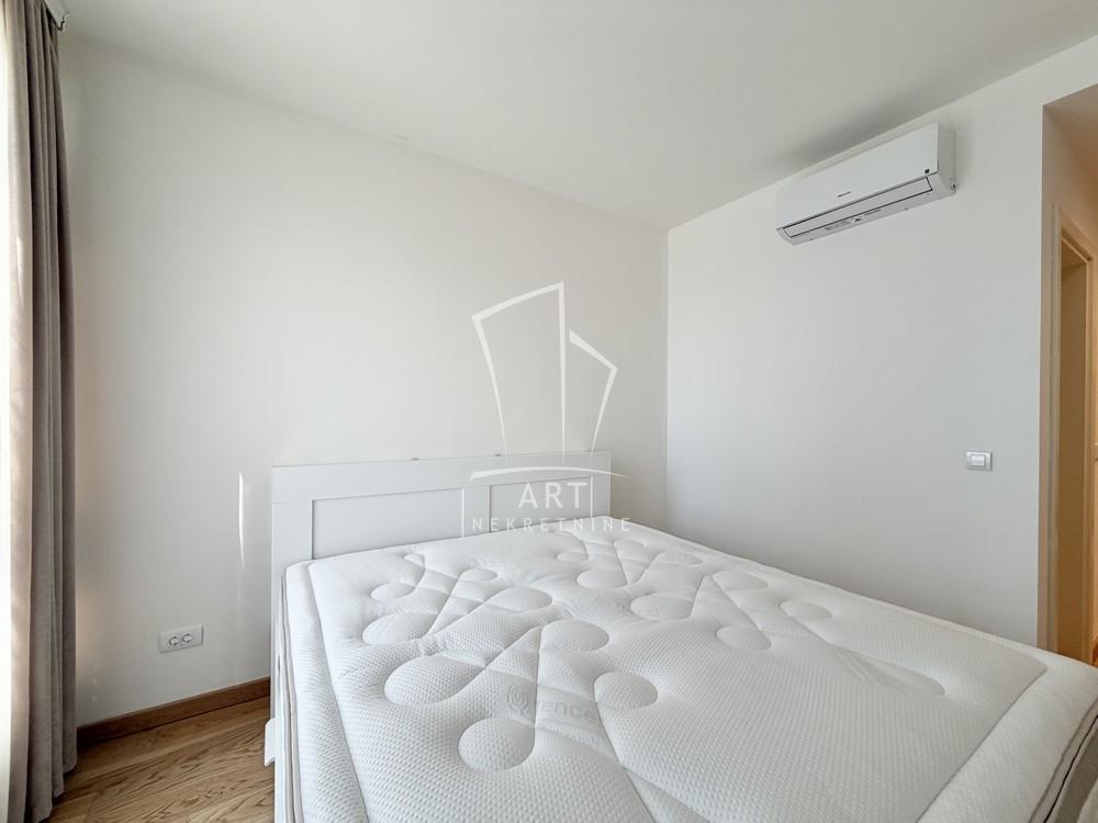 Slika 9 - Bulevar Vudroa Vilsona, Trosoban stan na prodaju, 81m2, 385.000€