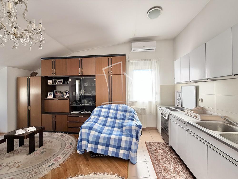 Slika 3 - Cankareva, Dvosoban stan na prodaju, 48m2, 177.000€