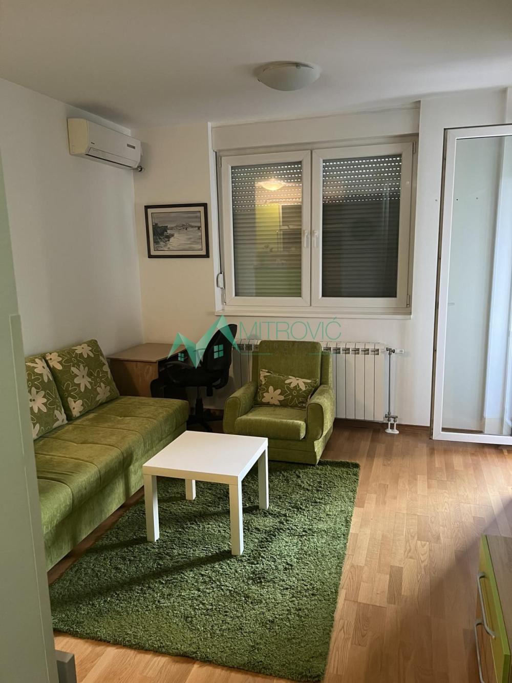 Glavna slika -Jednoiposoban stan za izdavanje, 36m2, 400€