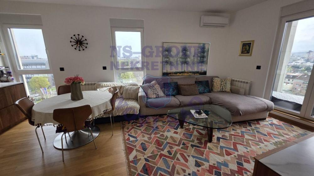 Glavna slika -Četvorosoban stan na prodaju, 84m2, 288.570€