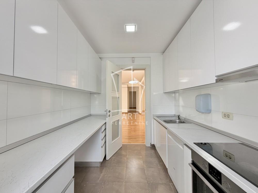 Slika 10 - Vojislava Vučkovića, Troiposoban stan za izdavanje, 116m2, 2.000€