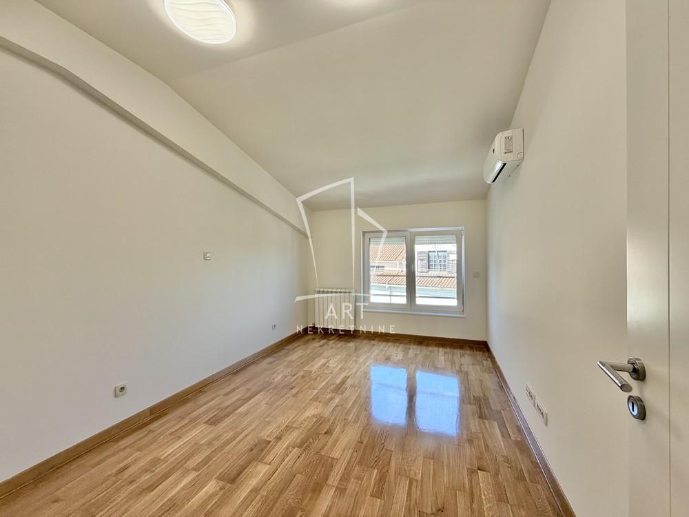 Slika 6 - Vojislava Vučkovića, Troiposoban stan za izdavanje, 116m2, 2.000€